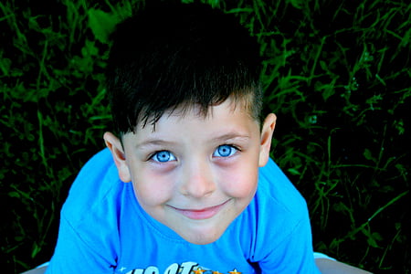 boy smiling thumbnail