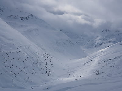 Snow Capped Mountain thumbnail