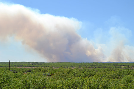 Wildfire and Smoke in Texas thumbnail