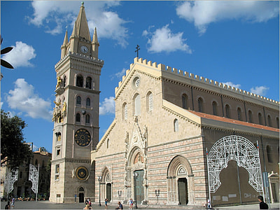 Cathedral of Messina in Italy thumbnail