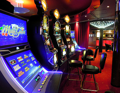 blue arcade video game thumbnail