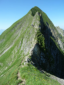Tightrope Walk, Bergtour thumbnail