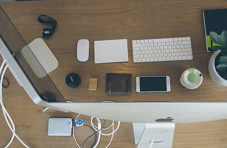 apple, desk, table, technology thumbnail