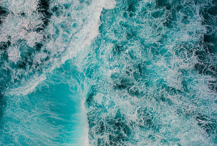 green body of water thumbnail