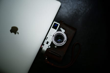 white iPad with camera thumbnail