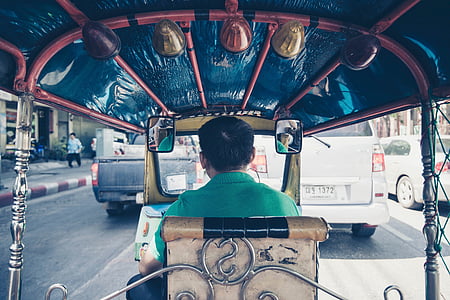 person driving autorickshaw thumbnail