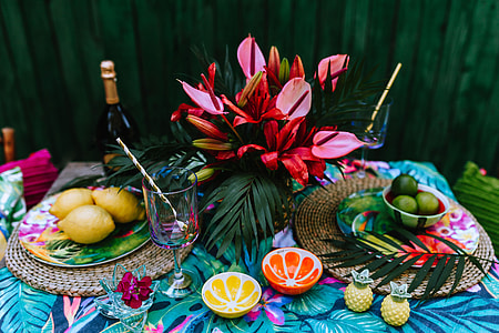 Exotic Garden Party Decorations thumbnail