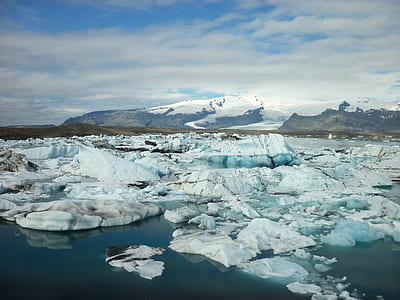 ice on body of water thumbnail