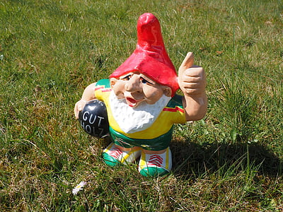 dwarf figurine at the grass thumbnail