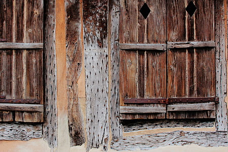 brown wooden fence thumbnail