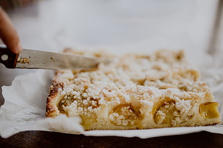 Rustic plum cake thumbnail