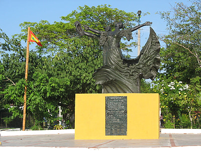Barranquilla Monument to Cumbia in Colombia thumbnail
