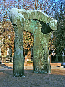 Henry Moore's Arch in Columbus, Indiana thumbnail