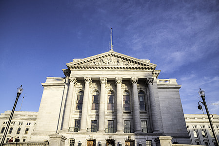 View of the Wisconsin State Capital in Madison thumbnail