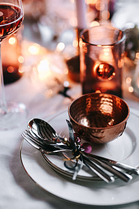 Christmas table decorations thumbnail