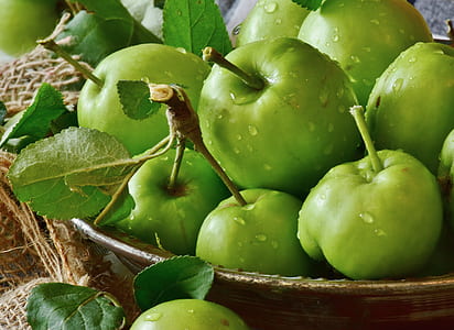 ripe Granny smith thumbnail