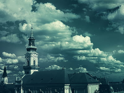 White and Gray Concrete Cathedral thumbnail