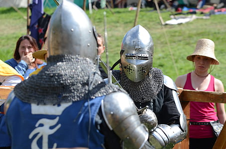 knights in steel armor thumbnail