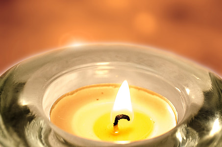 photo of yellow candle tealight thumbnail