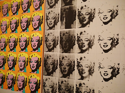 Marilyn Monroe wallpaper thumbnail