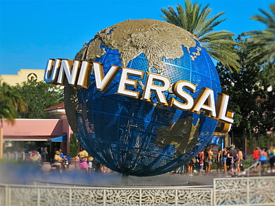 Universal logo with water fountain thumbnail