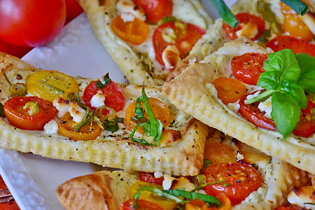 baked biscuits with tomatoes and cheese toppings thumbnail