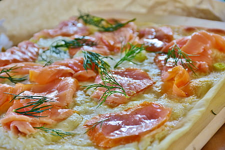 baked food with bacon toppings thumbnail