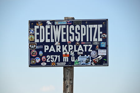 Edelweisspitze Parkplatz signage thumbnail