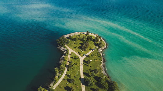 top view of green island thumbnail