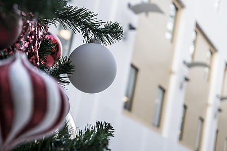 selective focus photography of white bauble thumbnail
