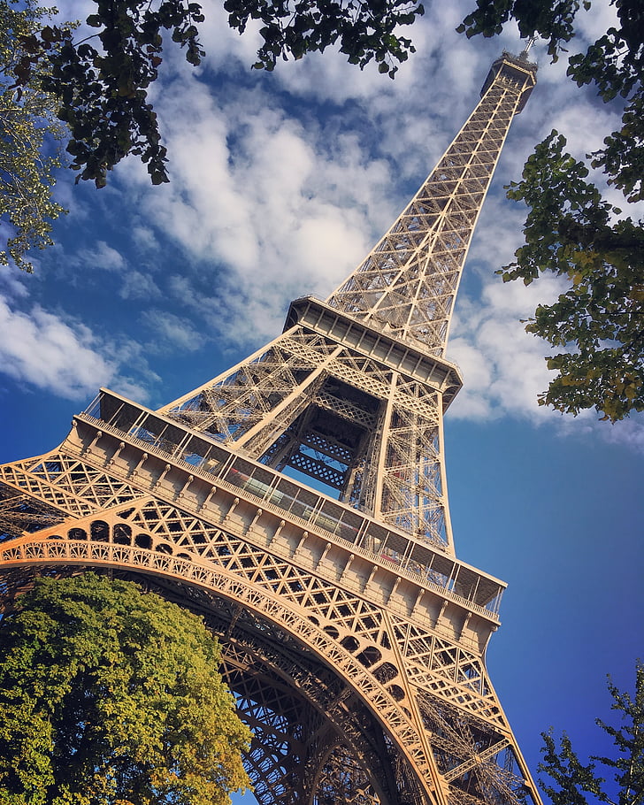 paris-eifel-tower-architecture.jpg