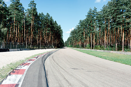 Racing track thumbnail