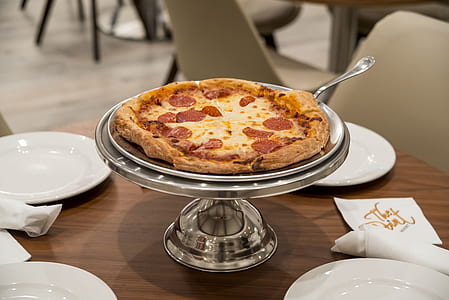 cheese and pepperoni pizza thumbnail