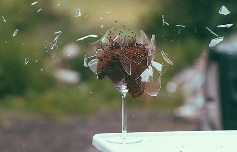 broken clear wine glass thumbnail