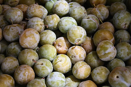 bunch of green fruits thumbnail