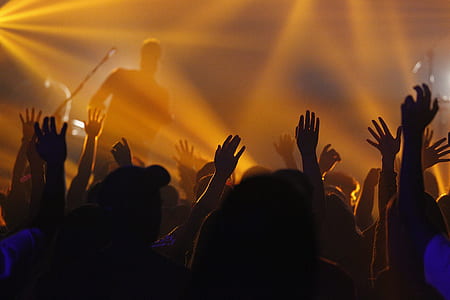 silhouette photo of live concert thumbnail