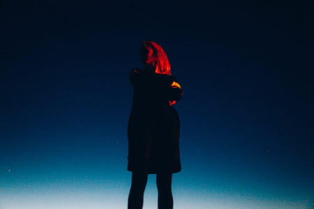 red haired woman thumbnail