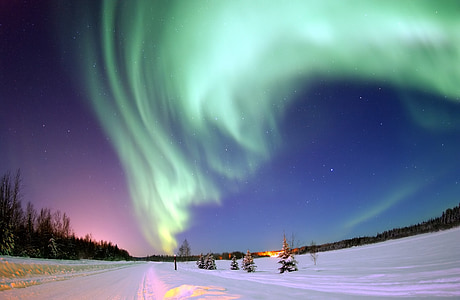 green aurora borealis thumbnail