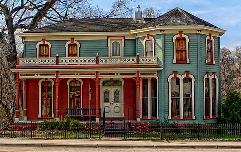 red and teal concrete house thumbnail