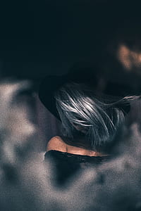 women's gray hair thumbnail
