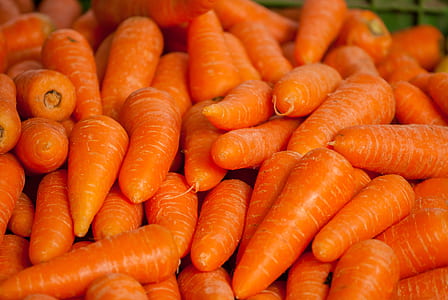 pile of carrots thumbnail