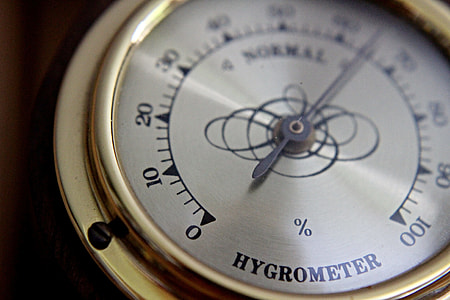 selective focus photo of a Hygrometer thumbnail