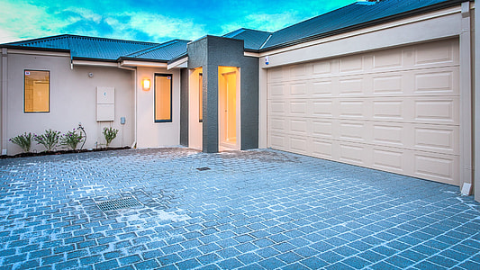 gray garage door thumbnail