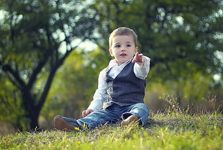 boy wearing white and blue dress shirt thumbnail