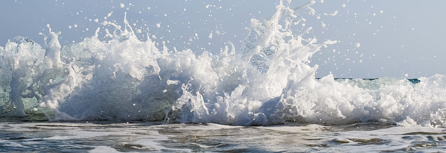 closeup photo of sea waves at daytime thumbnail