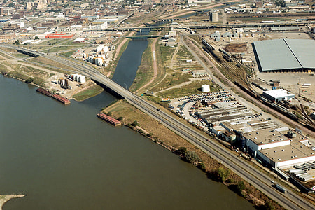 Confluence of the Missouri and Floyd River in Sioux City, Iowa thumbnail
