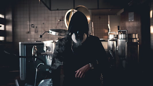 man wearing black long-sleeved shirt movie still screenshot thumbnail