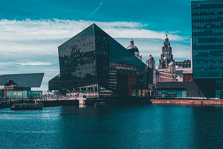 black glass building thumbnail