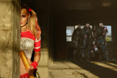 woman wearing harley quinn costume thumbnail