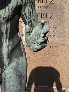 gray concrete monument thumbnail